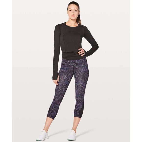 Lululemon Inspire Crop II‎ Leggings Size 4 Purple Black Full On Luxtreme - Picture 1 of 10